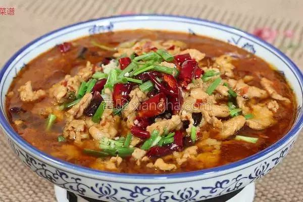 【下飯】水煮肉片最正宗的做法，鮮嫩過癮，好吃到根本停不下來~